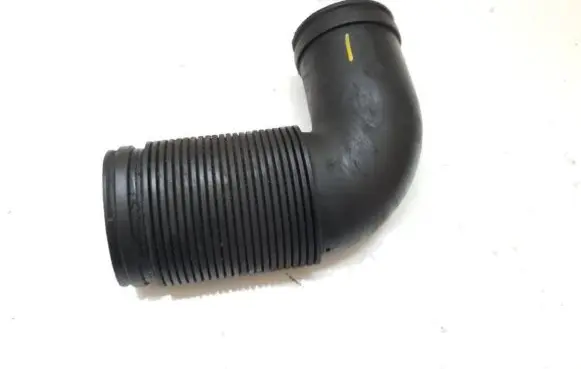 BMW 5 E39 Air intake hose/pipe 1744461