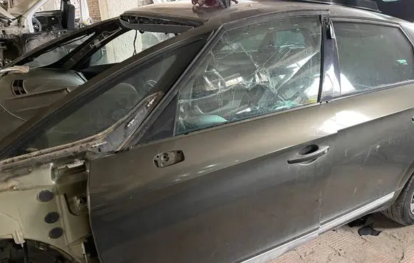 Citroen DS5 Front door