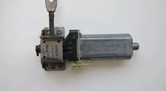 Volvo V70 Seat adjustment motor 