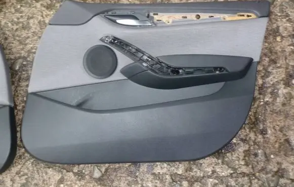 BMW X1 E84 Front door card panel trim