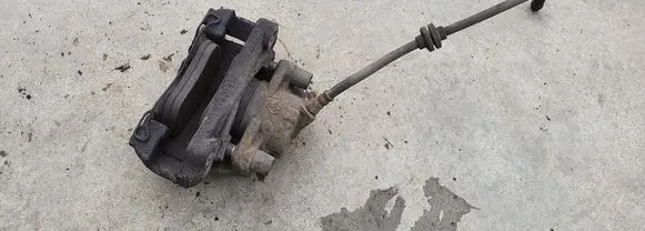 Renault Megane III Front brake caliper