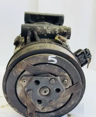 Renault Megane II Air conditioning (A/C) compressor (pump) 8200309193