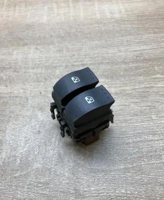 Renault Megane I Electric window control switch