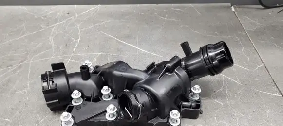 Mercedes-Benz E W213 Thermostat/thermostat housing A2542035500