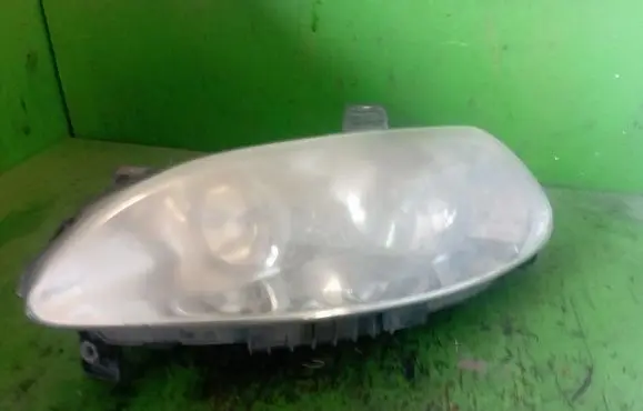 Fiat Croma Headlight/headlamp 51795882