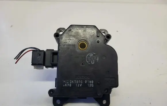 Toyota RAV 4 (XA30) A/C air flow flap actuator/motor 0638000180