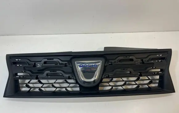 Dacia Duster Front bumper upper radiator grill 623100838R