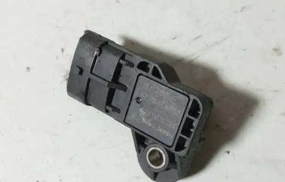 Opel Insignia A Air pressure sensor 0281006076 2108173B03
