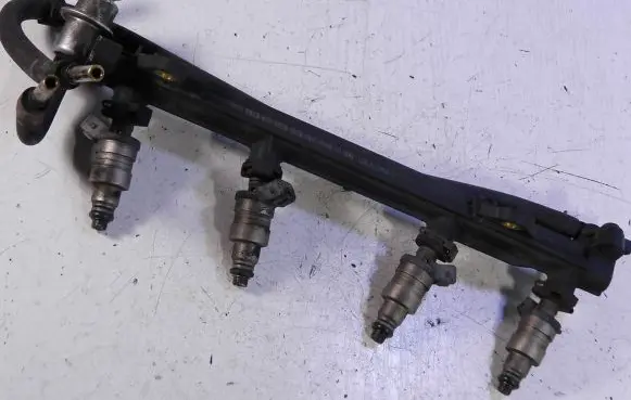 Ford Fiesta Fuel injector 95BF-9D280-CD