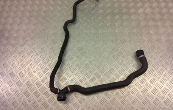 BMW X1 F48 F49 Engine coolant pipe/hose 7617363