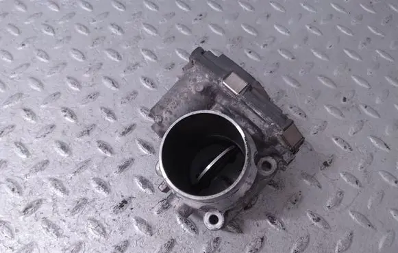 KIA Ceed Throttle valve 351002U000 A2C39810100