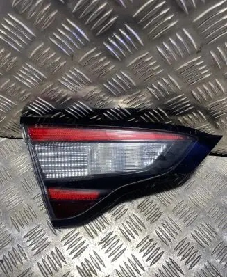 Subaru Legacy VII Tailgate rear/tail lights