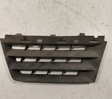 Renault Scenic II - Grand scenic II Front bumper upper radiator grill 8200140329