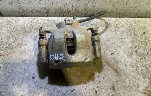 Toyota C-HR I Front brake caliper