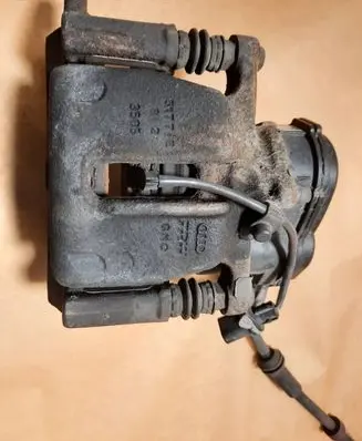 Audi A6 S6 C7 4G Rear brake caliper 32337647D