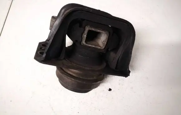 Citroen C4 I Engine mount bracket 9636583980 9636845880