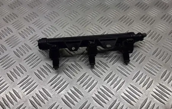Seat Ibiza III (6L) Fuel main line pipe 03E133320A