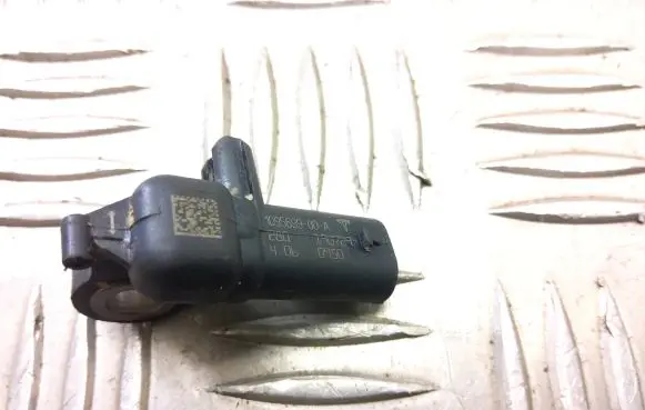 Tesla Model 3 Airbag deployment crash/impact sensor 109569900a
