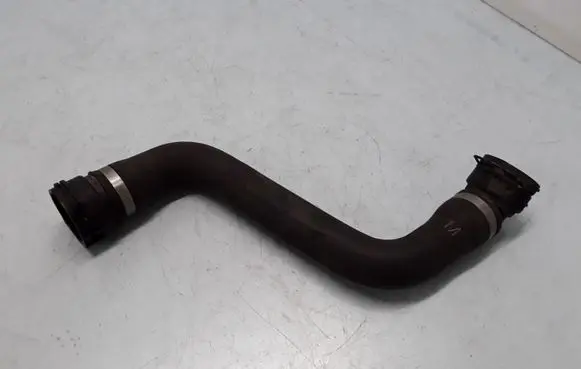 BMW 5 F10 F11 Engine coolant pipe/hose