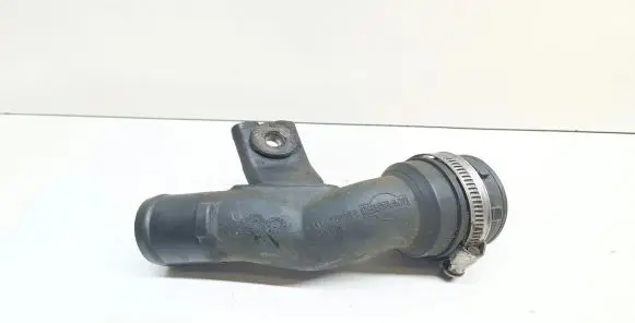 Nissan Qashqai+2 Engine coolant pipe/hose