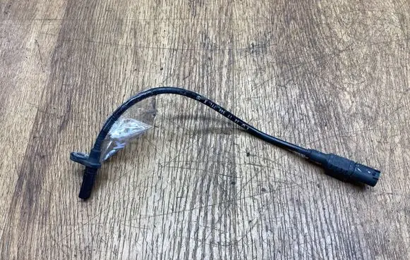 Mercedes-Benz GLE (W166 - C292) ABS rear brake sensor A1669054102