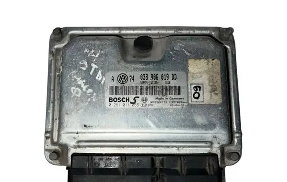 Volkswagen Golf IV Engine control unit/module 038906019DD 0281011065 1039S00173