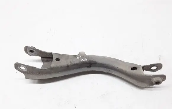 Volvo V70 Rear control arm