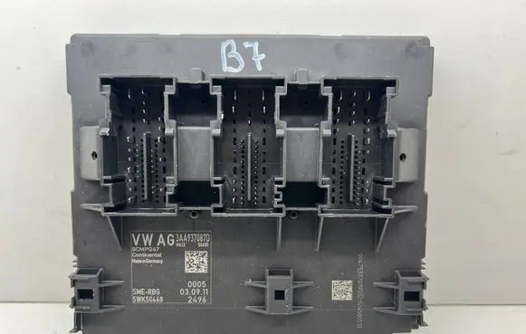 Volkswagen PASSAT B7 Comfort/convenience module 3AA937087D S0455 5WK50448