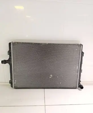 Coolant radiator