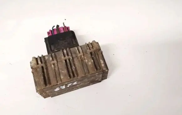 Glow plug pre-heat relay
