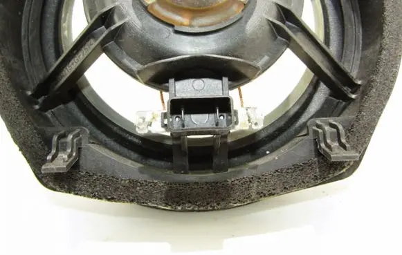 Honda Civic IX Rear door speaker