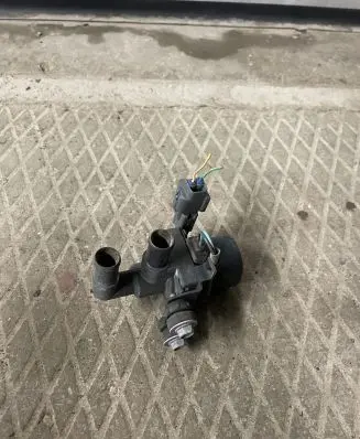 Subaru Outback Coolant heater control valve 