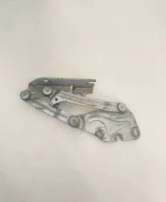 Volkswagen Golf Plus Engine bonnet/hood hinges 5M0823301
