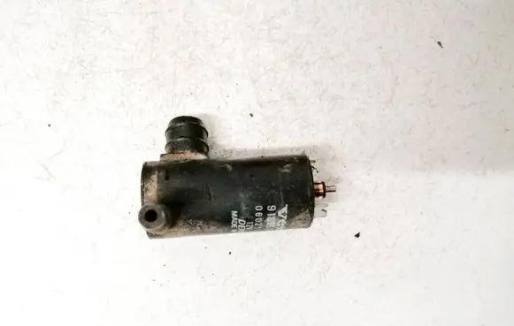 Volvo XC70 Windscreen/windshield washer pump 9169611 0602103950
