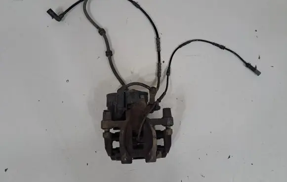 BMW X2 F39 Rear brake caliper 6892606 6860008