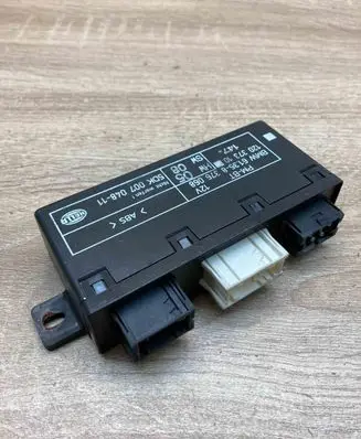 BMW 5 E39 Door control unit/module 8376068 5DK00704811