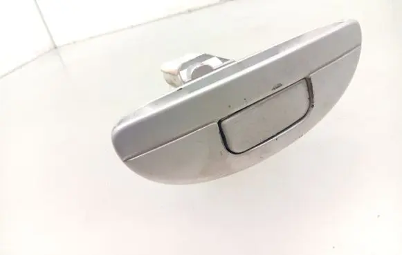 Renault Scenic I Tailgate/trunk/boot exterior handle 8200102583