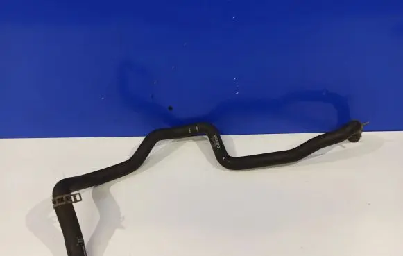 Volvo XC90 Engine coolant pipe/hose 31338302