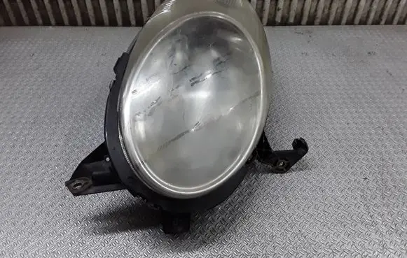 Nissan Micra Headlight/headlamp 26060AX700