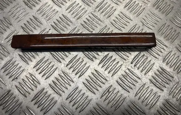 Ford Focus Panel trim 7M3857
