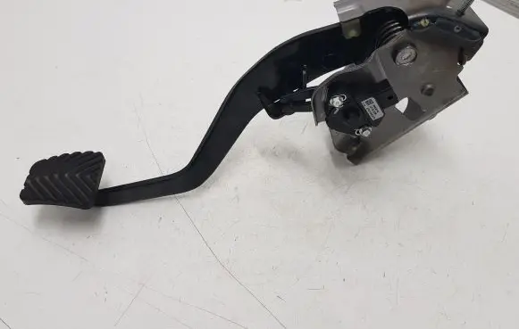 Clutch pedal