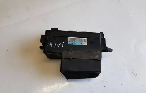Mini One - Cooper Coupe R56 Fuse module 924094302 9240943