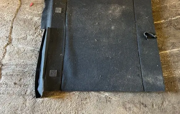 Peugeot 308 Trunk/boot floor carpet liner 