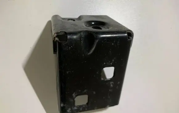 Mercedes-Benz GLC X253 C253 Radiator mount bracket A2056260412