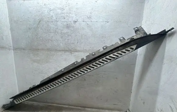 BMW X5 F15 Side skirt front trim 