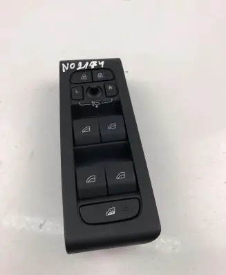Volvo XC40 Electric window control switch 32256757