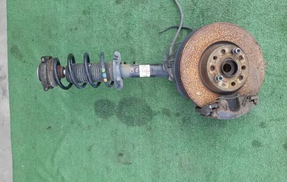 Volkswagen PASSAT B6 Front wheel hub spindle knuckle 1K0413031CR