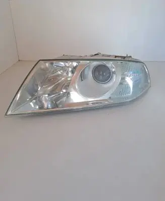 Skoda Octavia Mk2 (1Z) Headlight/headlamp