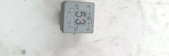 Volkswagen Golf IV Other relay 141951253B 20240072