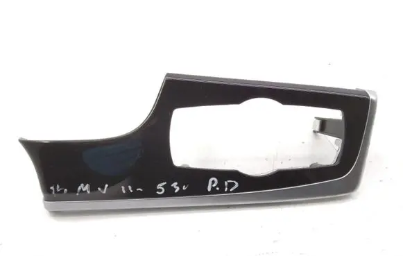 BMW 5 F10 F11 Panel trim 916692805